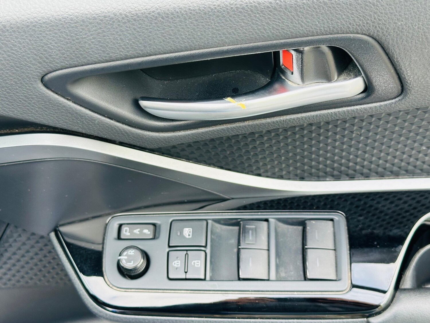 Used Toyota C-HR 2022 for sale - 77625978: Photo 26