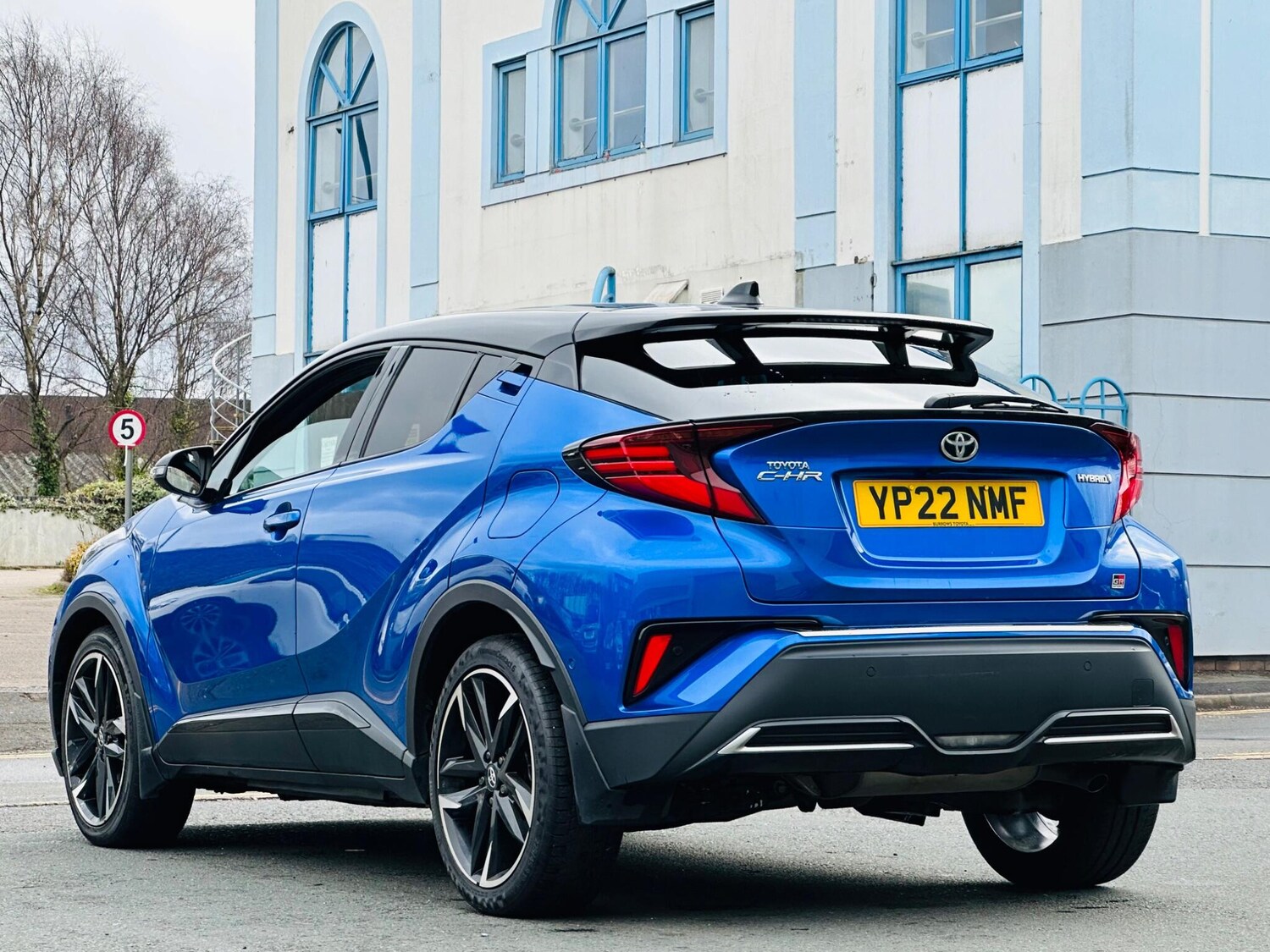 Used Toyota C-HR 2022 for sale - 77625978: Photo 9