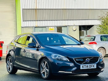 Used Volvo V40 2014 for sale - 76572276: Photo