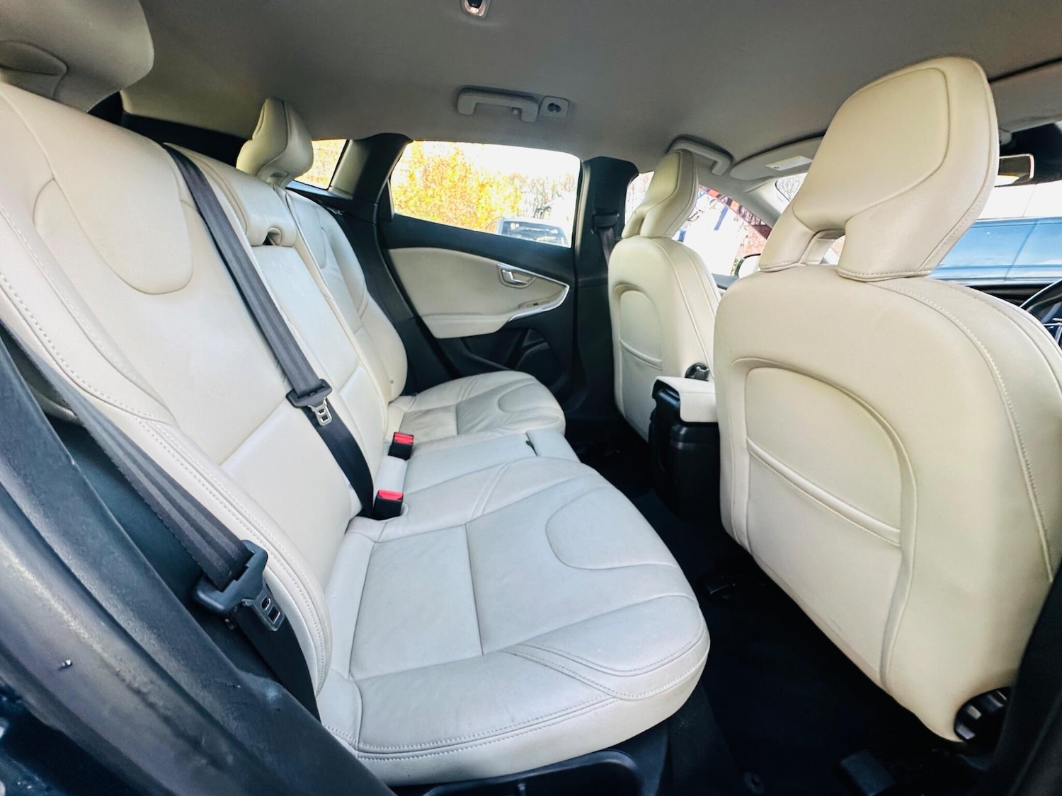 Used Volvo V40 2014 for sale - 76572276: Photo 20