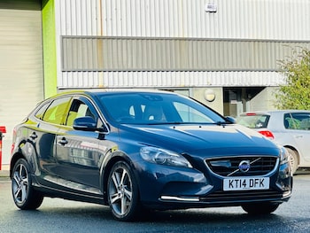 Used Volvo V40 2014 for sale - 76572276: Photo