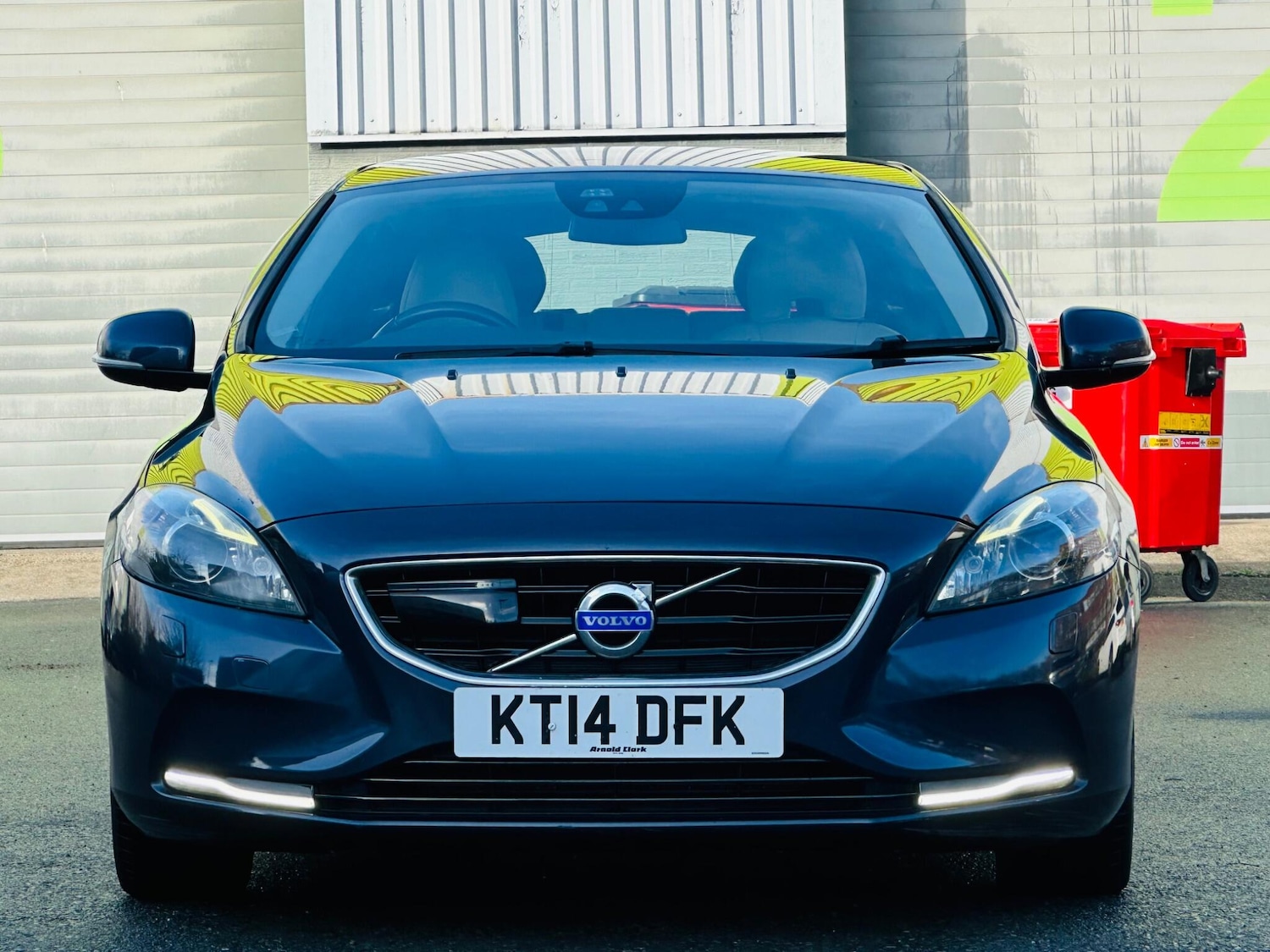 Used Volvo V40 2014 for sale - 76572276: Photo 3