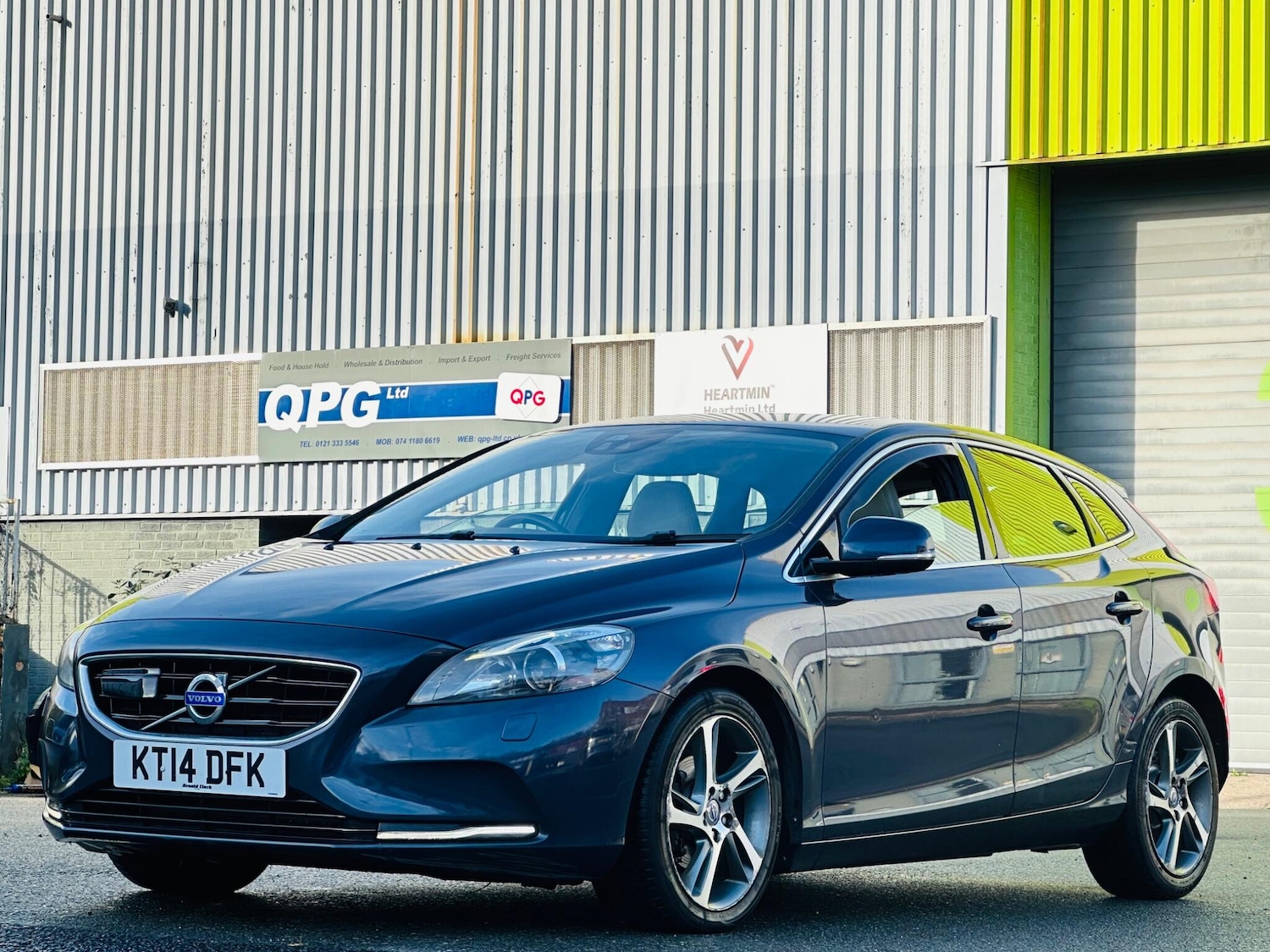 Used Volvo V40 2014 for sale - 76572276: Photo 5