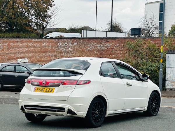 Used Honda Civic 2011 for sale - 76002376: Photo 16