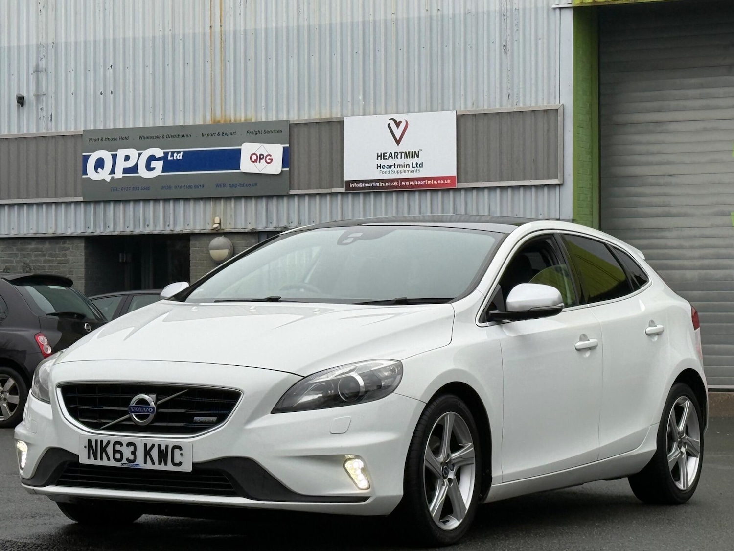 Used Volvo V40 2013 for sale - 77109562: Photo 4