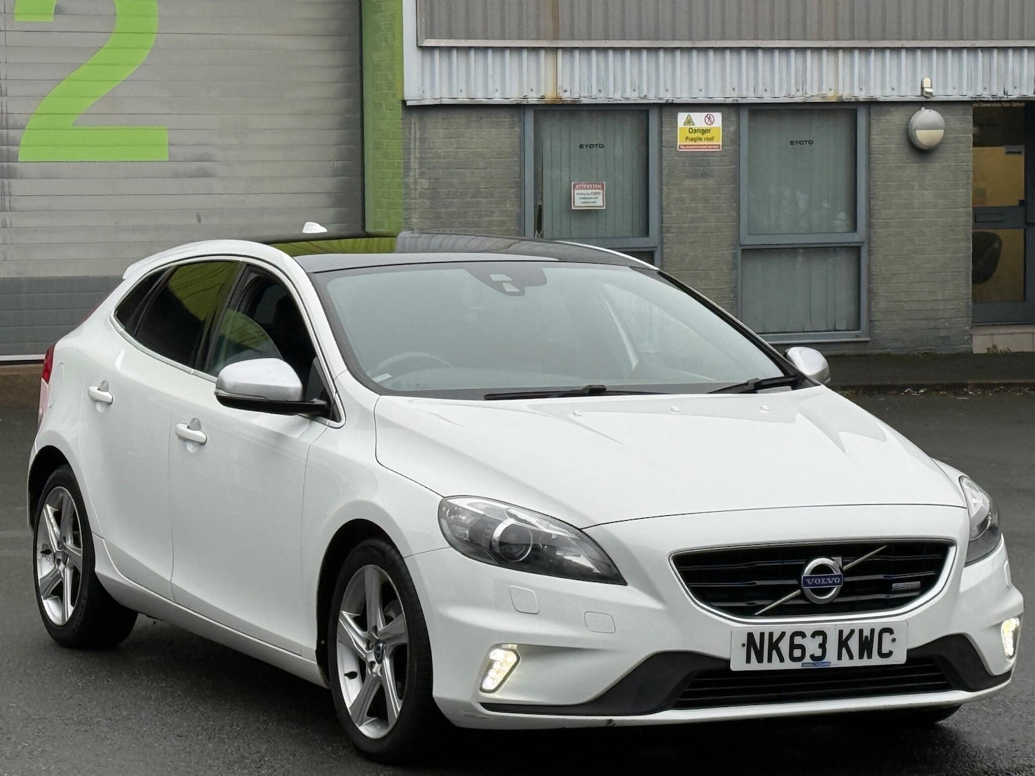 Used Volvo V40 2013 for sale - 77109562: Photo 6