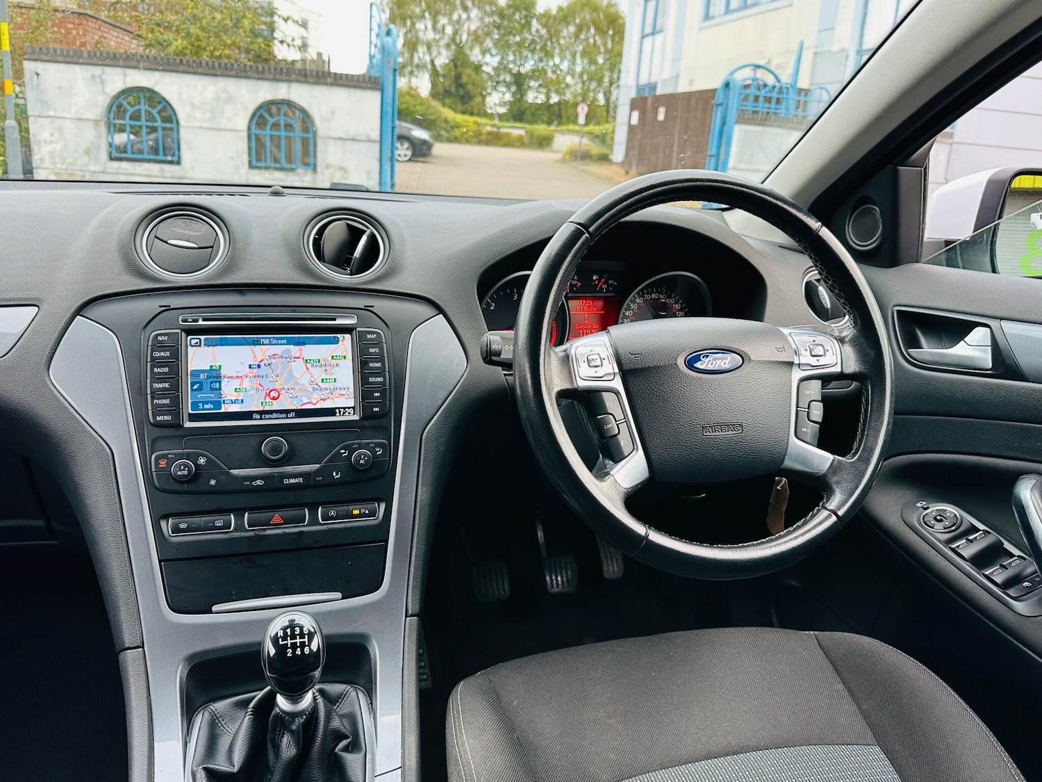 Used Ford Mondeo 2013 for sale - 76992146: Photo 17