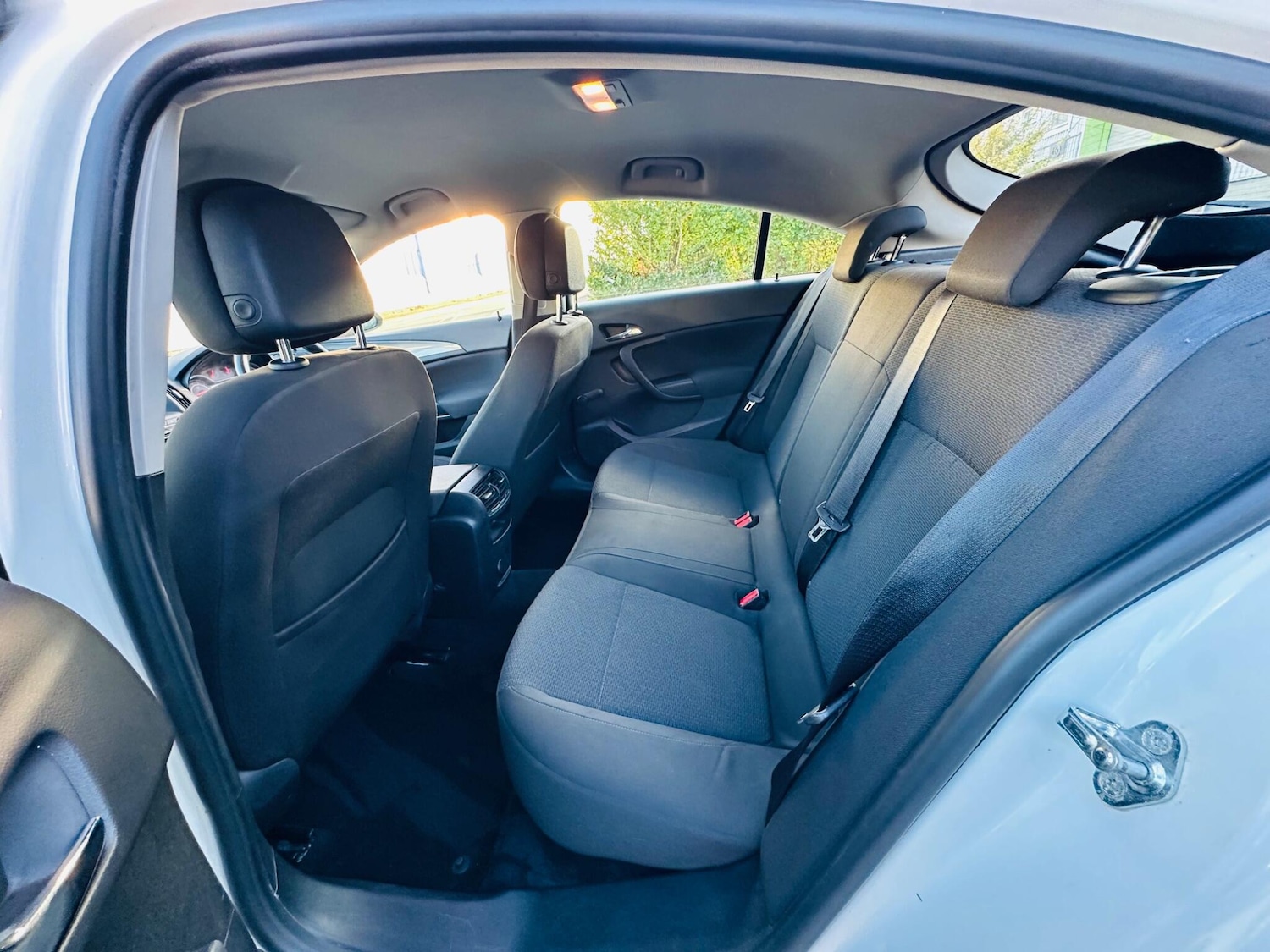 Used Vauxhall Insignia 2014 for sale - 76995530: Photo 10