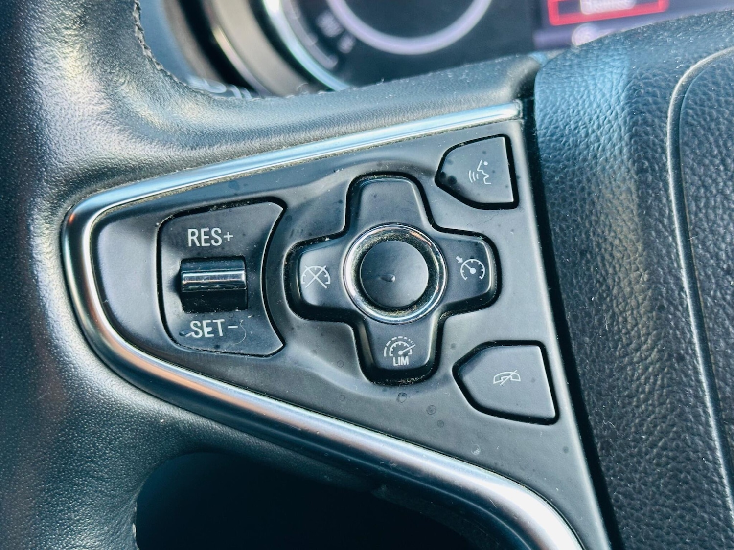 Used Vauxhall Insignia 2014 for sale - 76995530: Photo 18