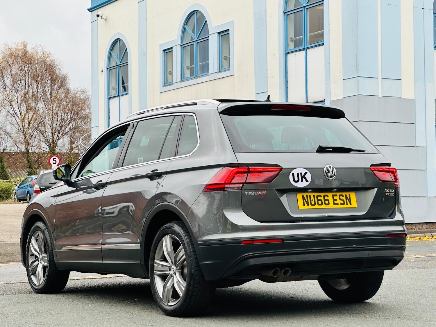 Used Volkswagen Tiguan 2016 for sale - 76991691: Photo 10