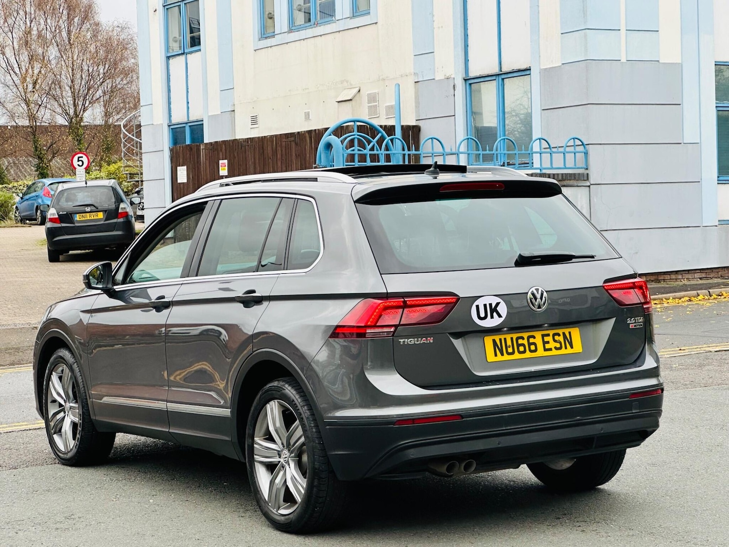 Used Volkswagen Tiguan 2016 for sale - 76991691: Photo 11