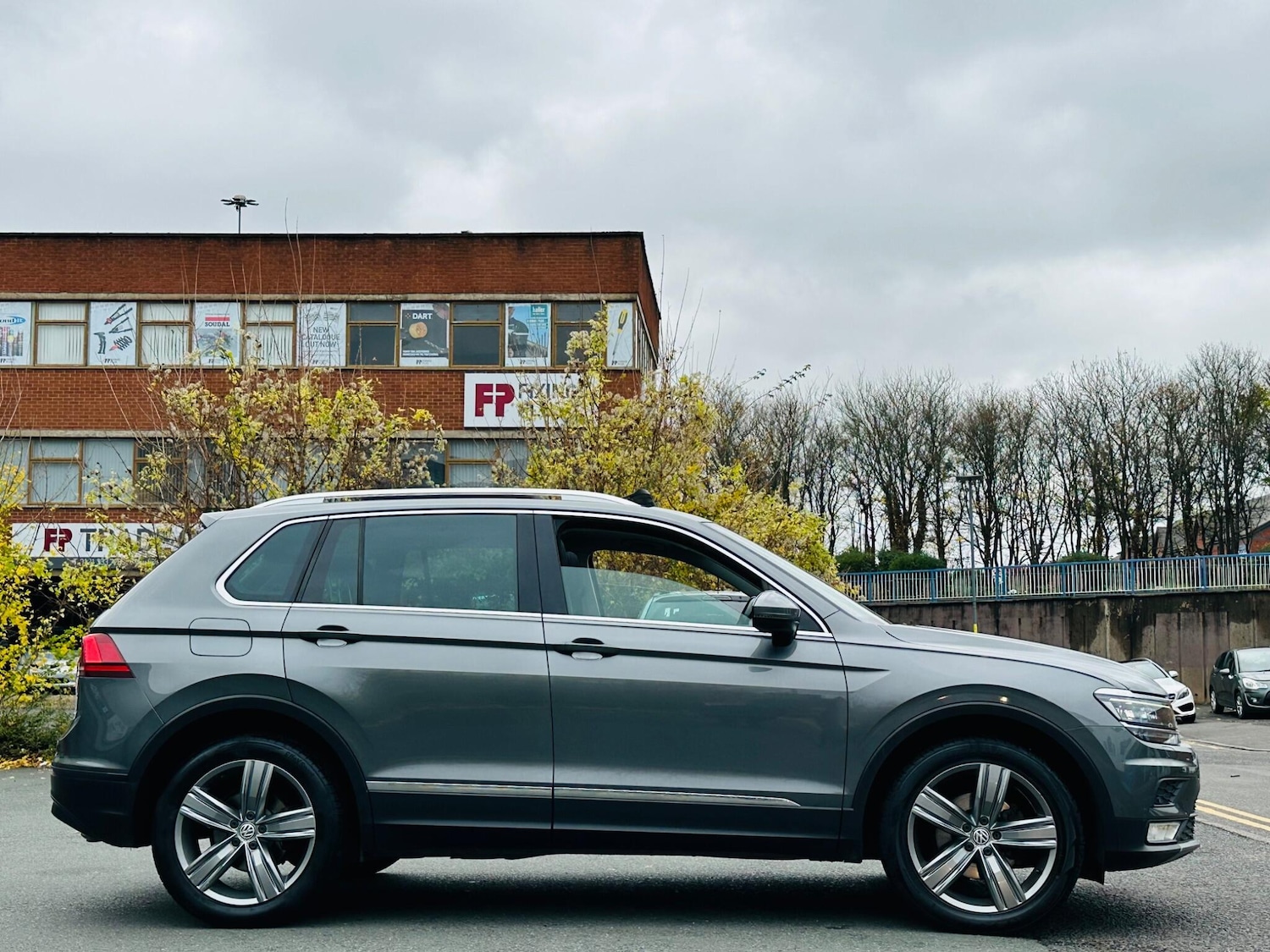 Used Volkswagen Tiguan 2016 for sale - 76991691: Photo 18