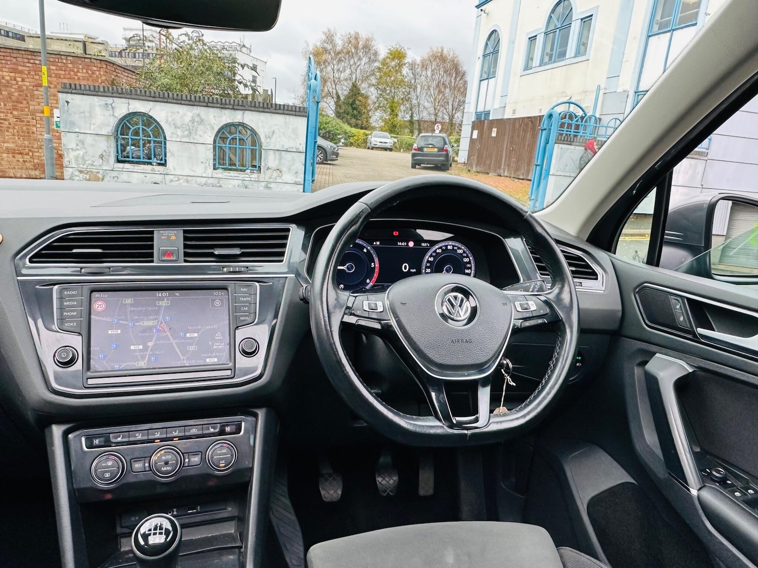 Used Volkswagen Tiguan 2016 for sale - 76991691: Photo 19