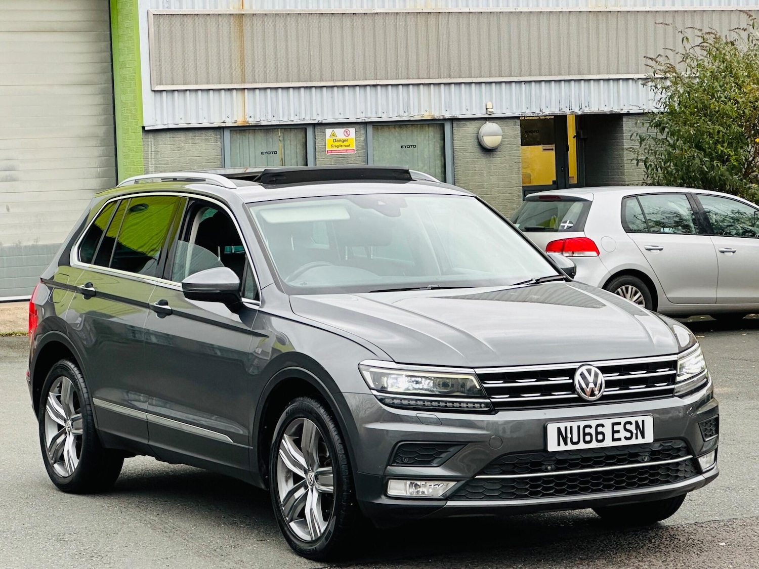 Used Volkswagen Tiguan 2016 for sale - 76991691: Photo 6