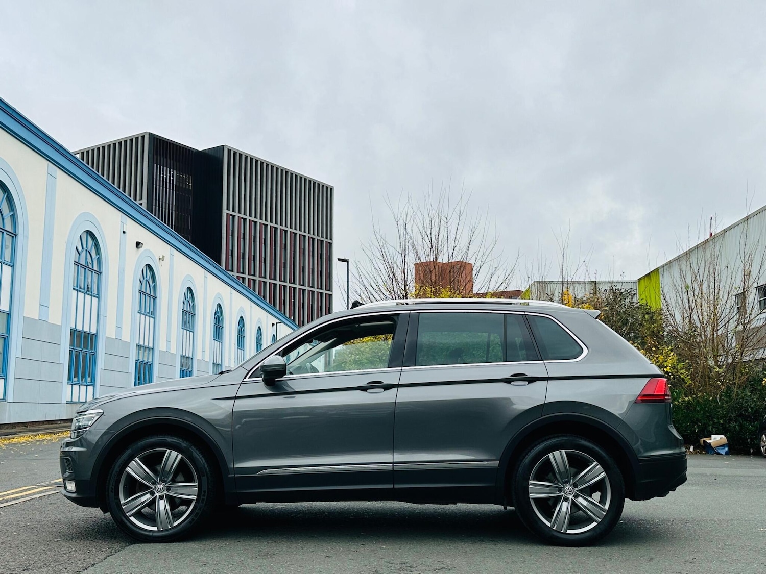 Used Volkswagen Tiguan 2016 for sale - 76991691: Photo 8