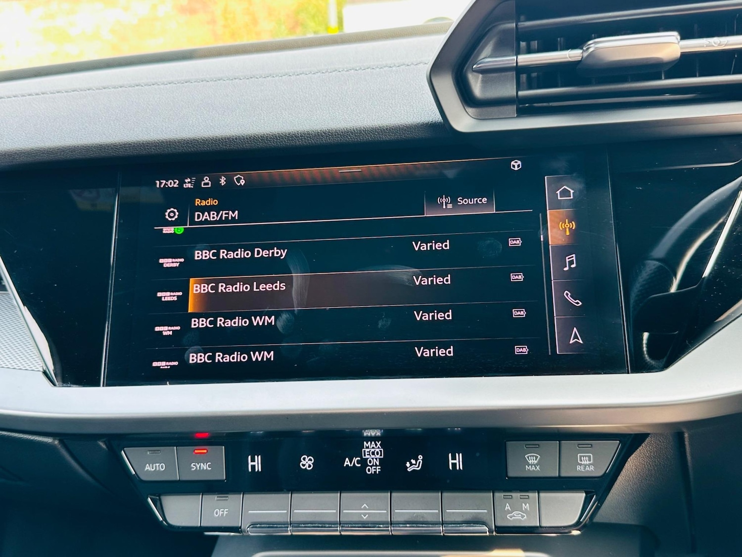 Vehicle 29