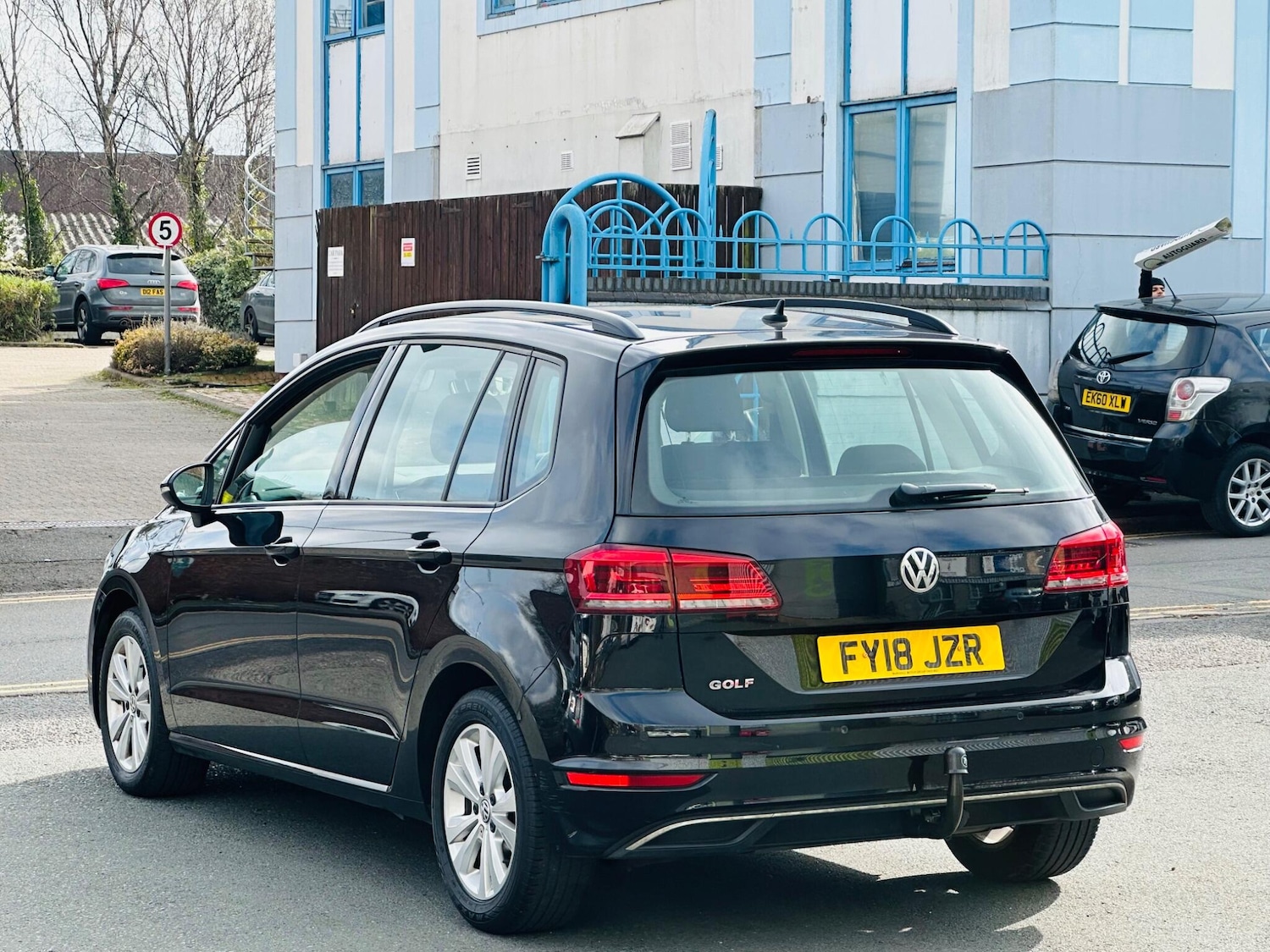 Used Volkswagen Golf SV 2018 for sale - 77637570: Photo 11