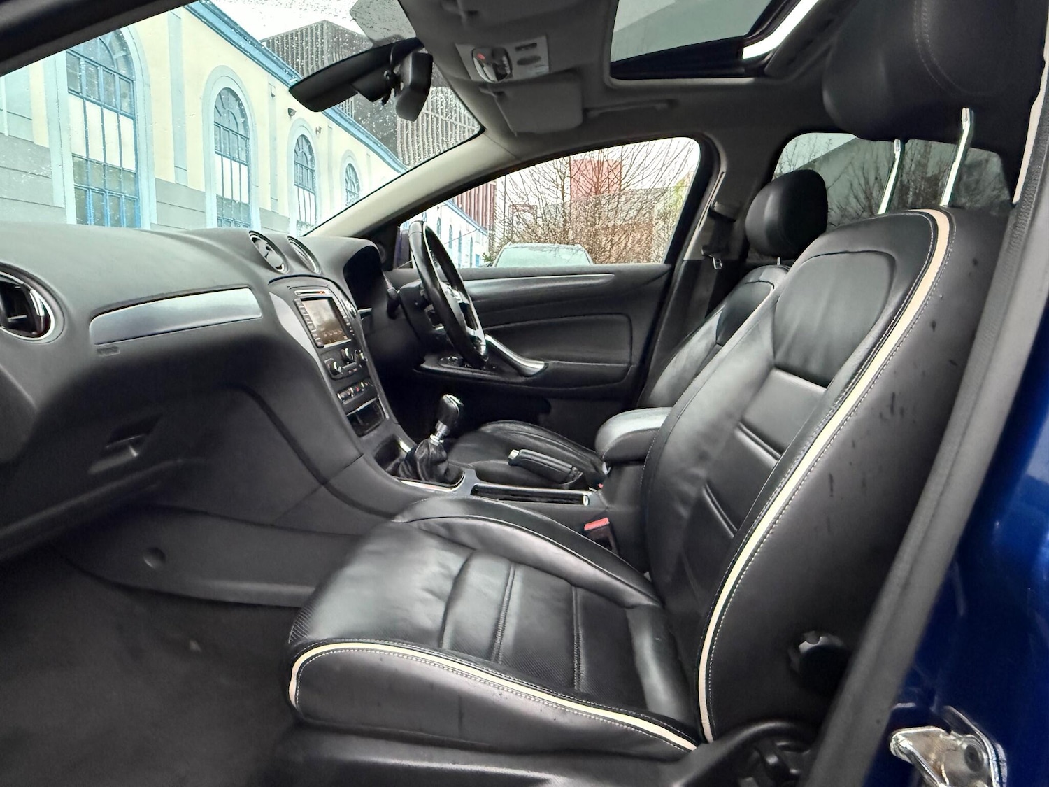 Used Ford Mondeo 2014 for sale - 76953541: Photo 10