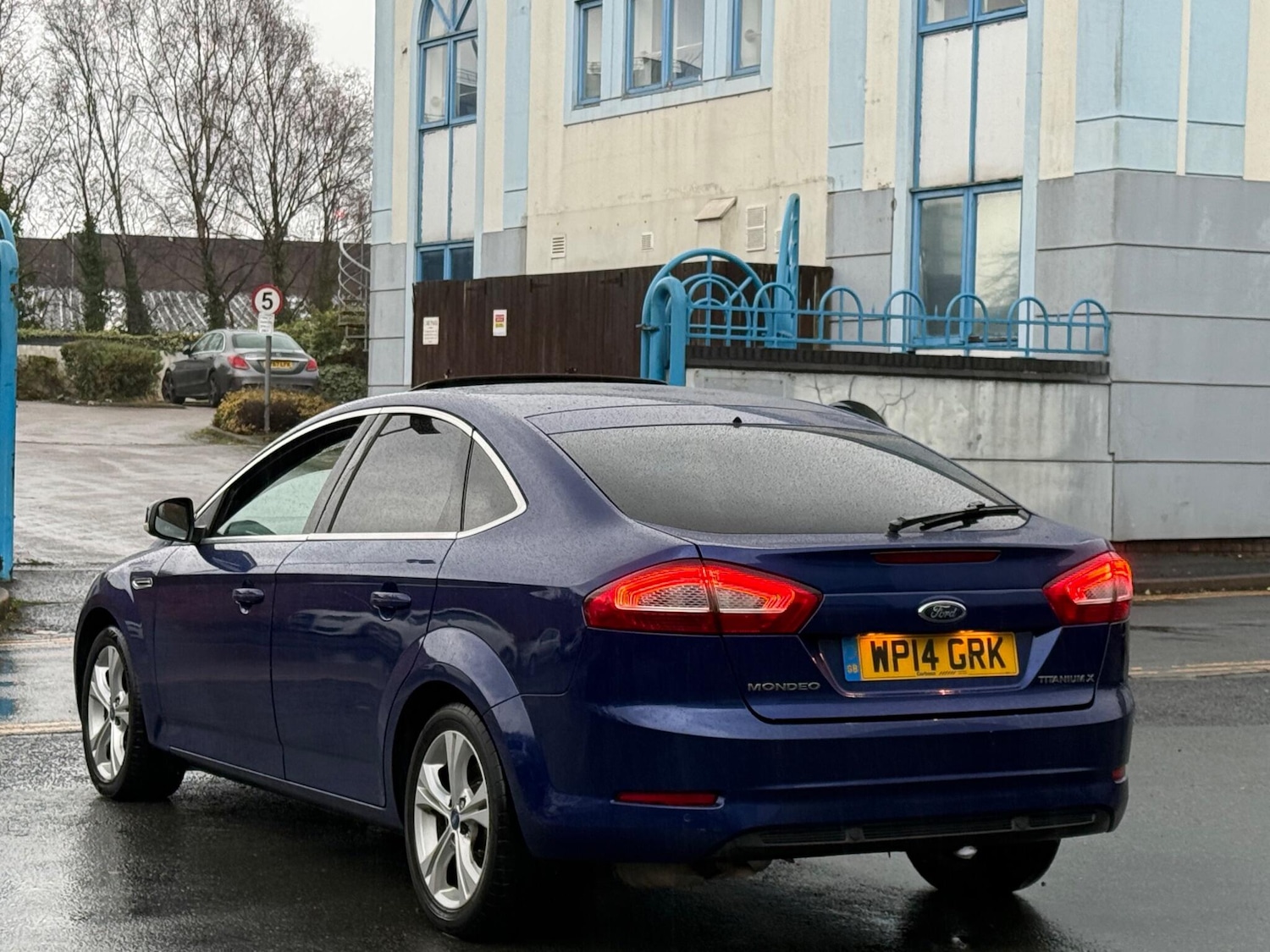 Used Ford Mondeo 2014 for sale - 76953541: Photo 12