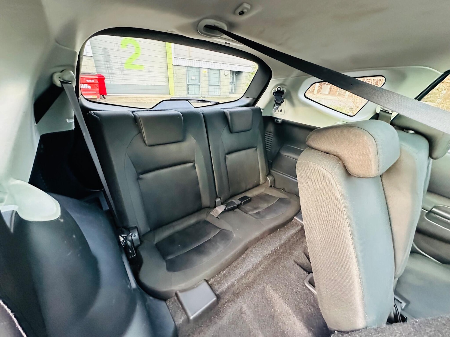 Used Nissan Qashqai+2 2011 for sale - 76942569: Photo 21