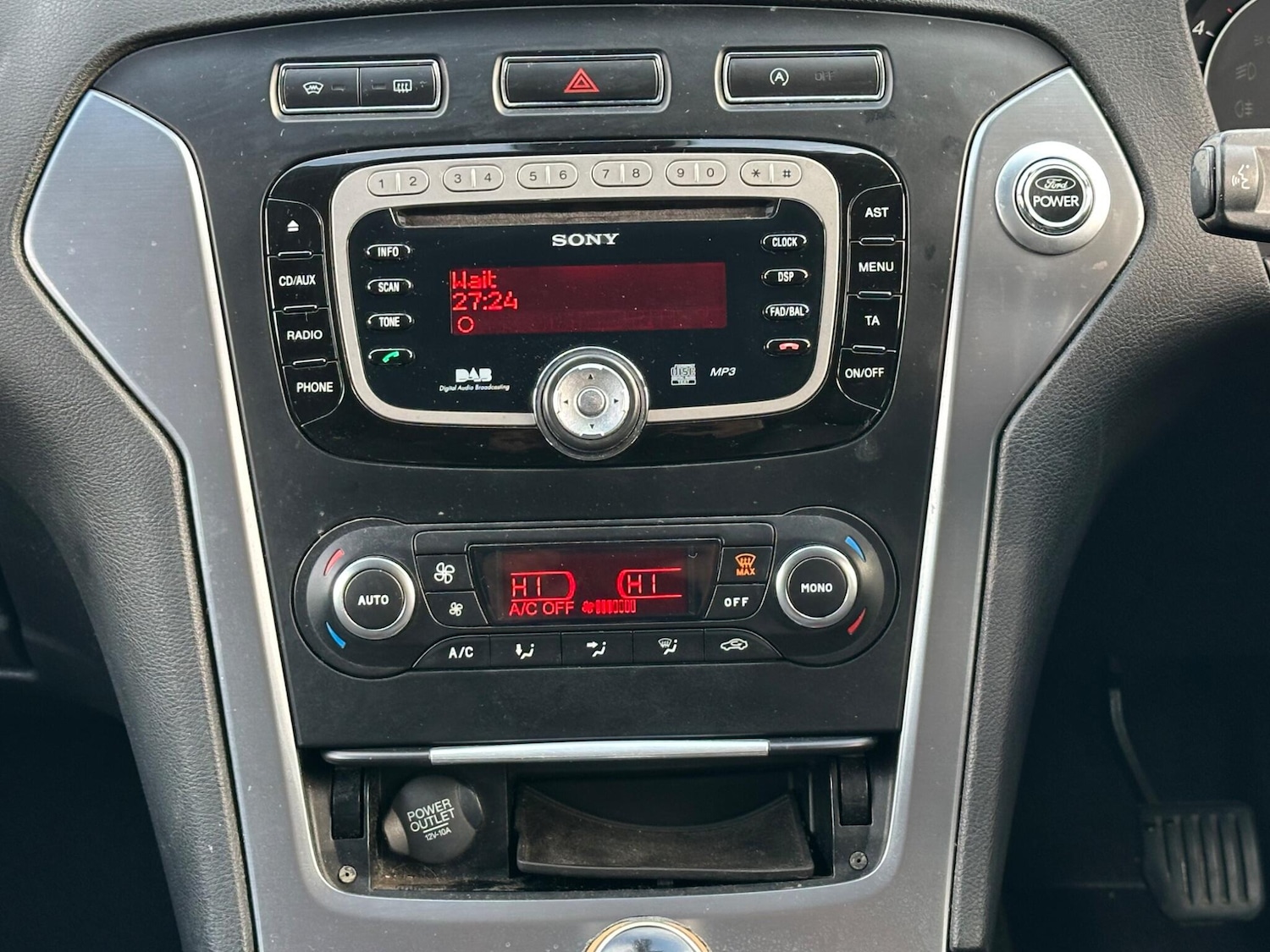 Used Ford Mondeo 2012 for sale - 76996353: Photo 18