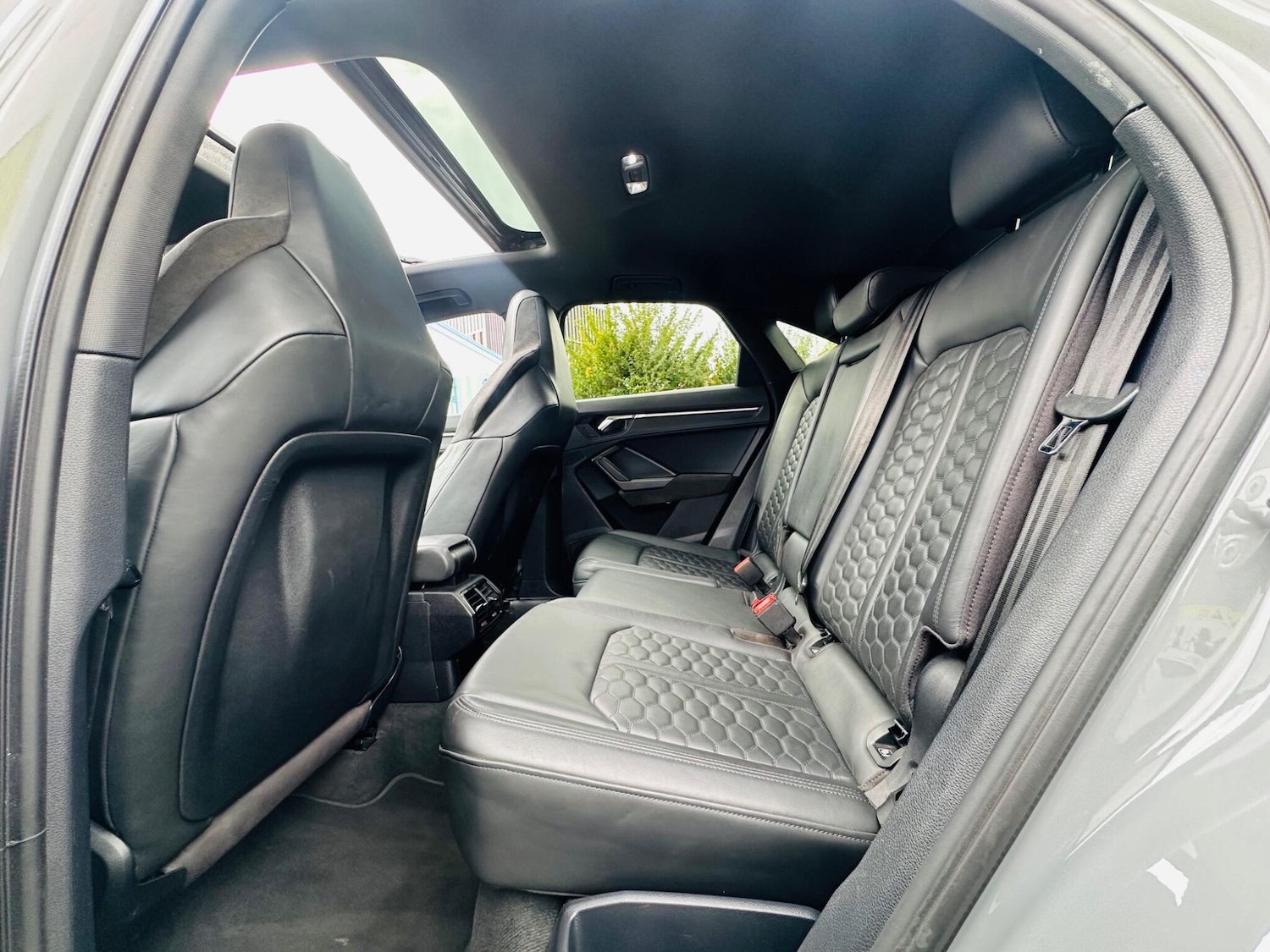 Used Audi RS Q3 2022 for sale - 76001591: Photo 10