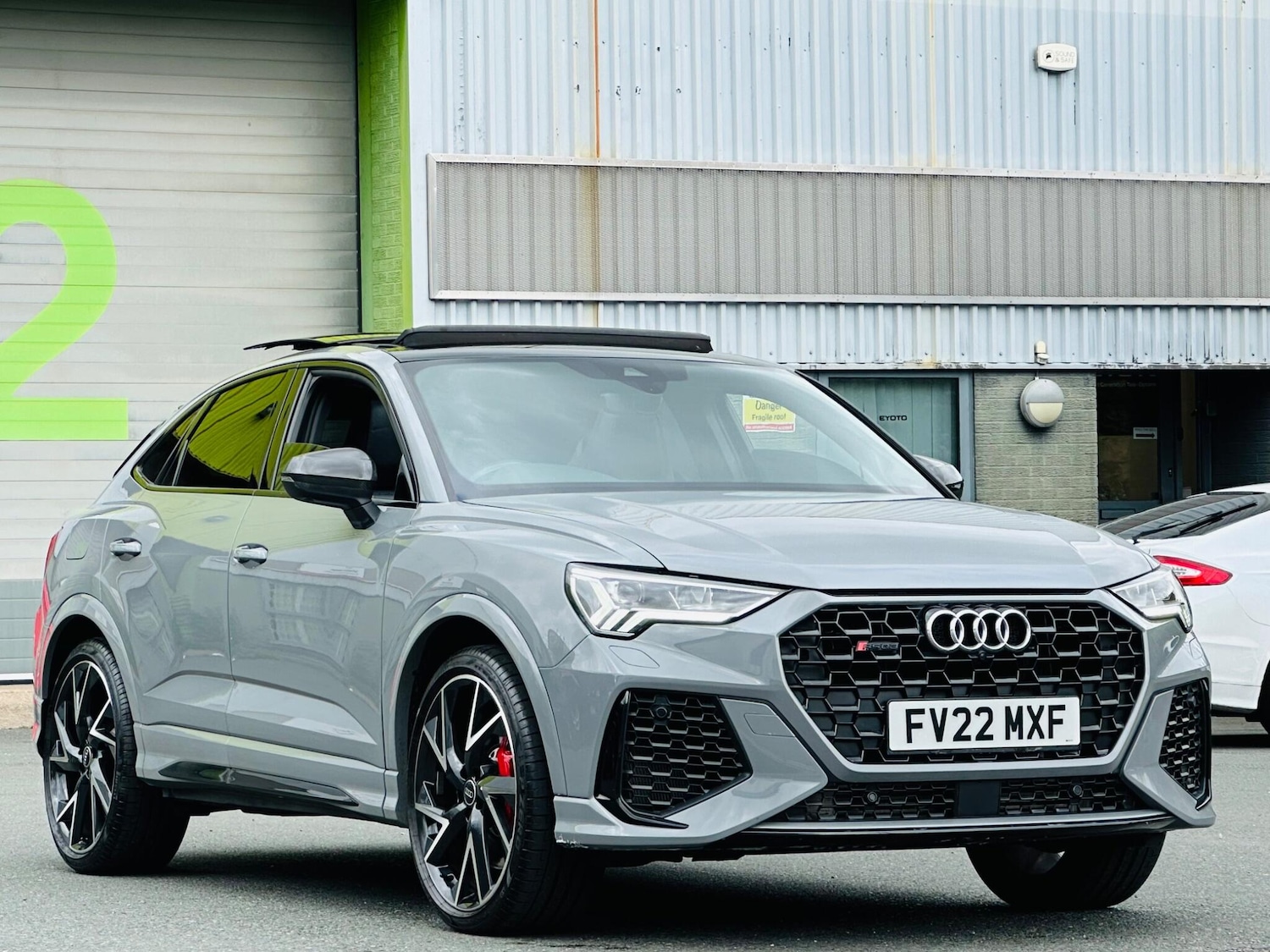 Used Audi RS Q3 2022 for sale - 76001591: Photo 2