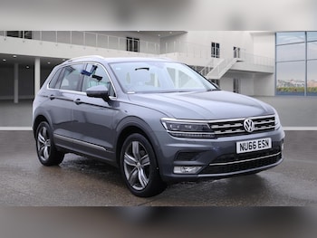 Used Volkswagen Tiguan 2016 for sale - 76521601: Photo