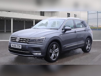 Used Volkswagen Tiguan 2016 for sale - 76521601: Photo