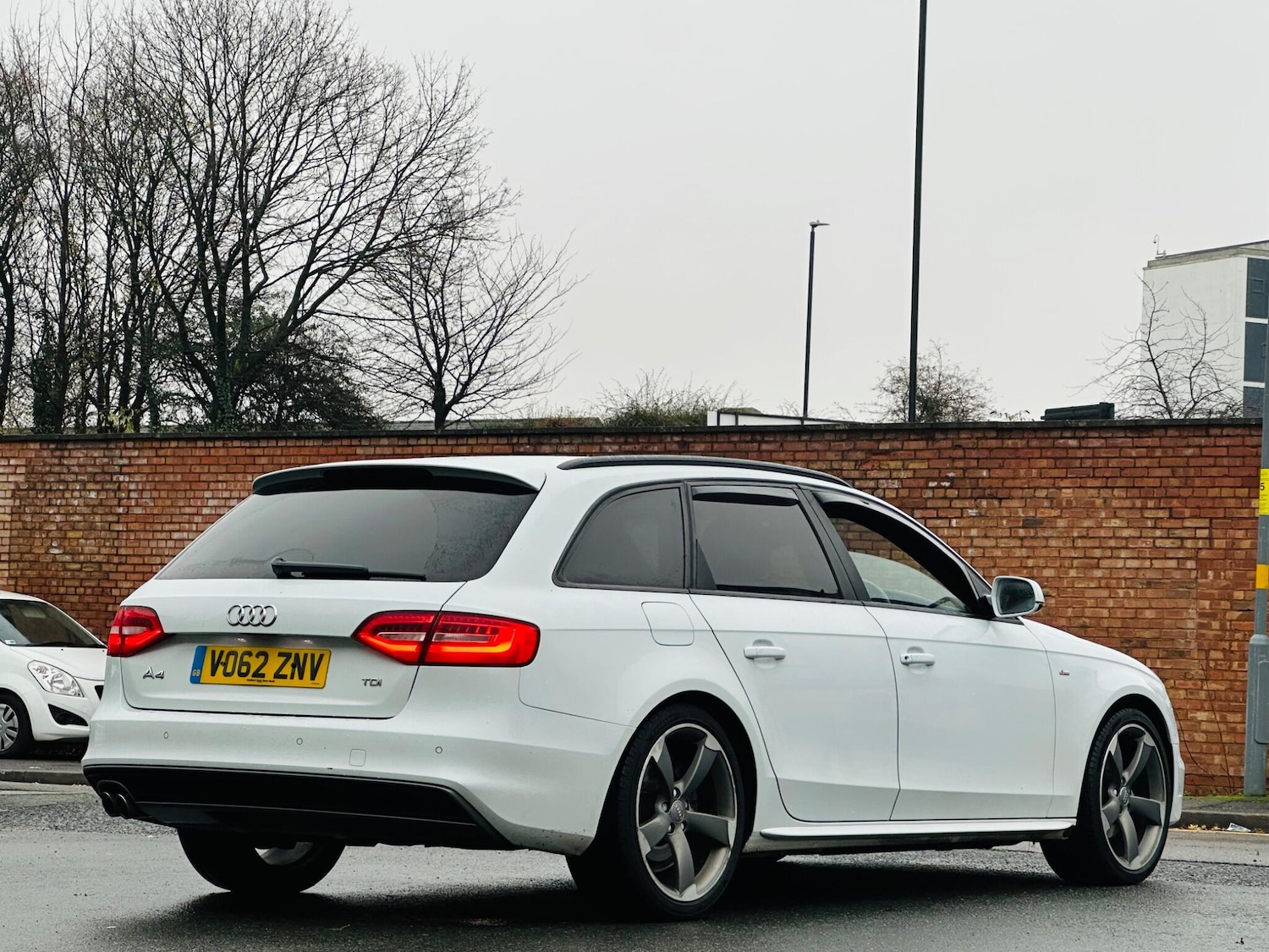 Used Audi A4 2012 for sale - 77091030: Photo 14