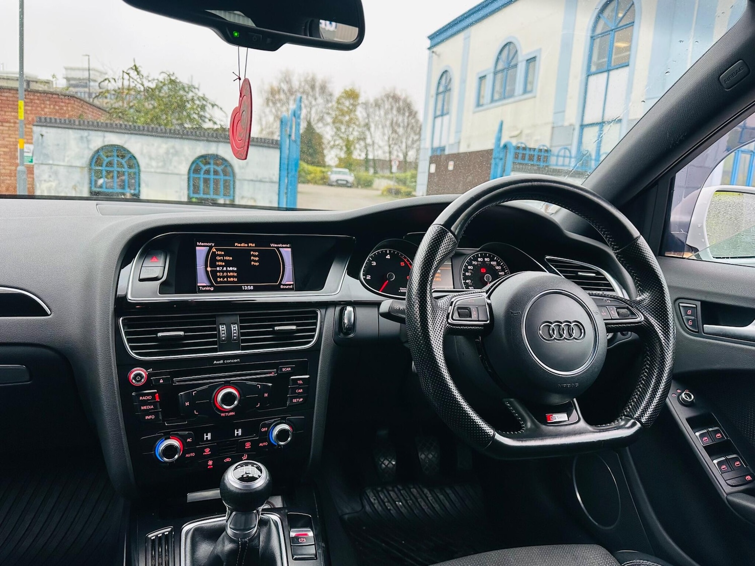 Used Audi A4 2012 for sale - 77091030: Photo 15