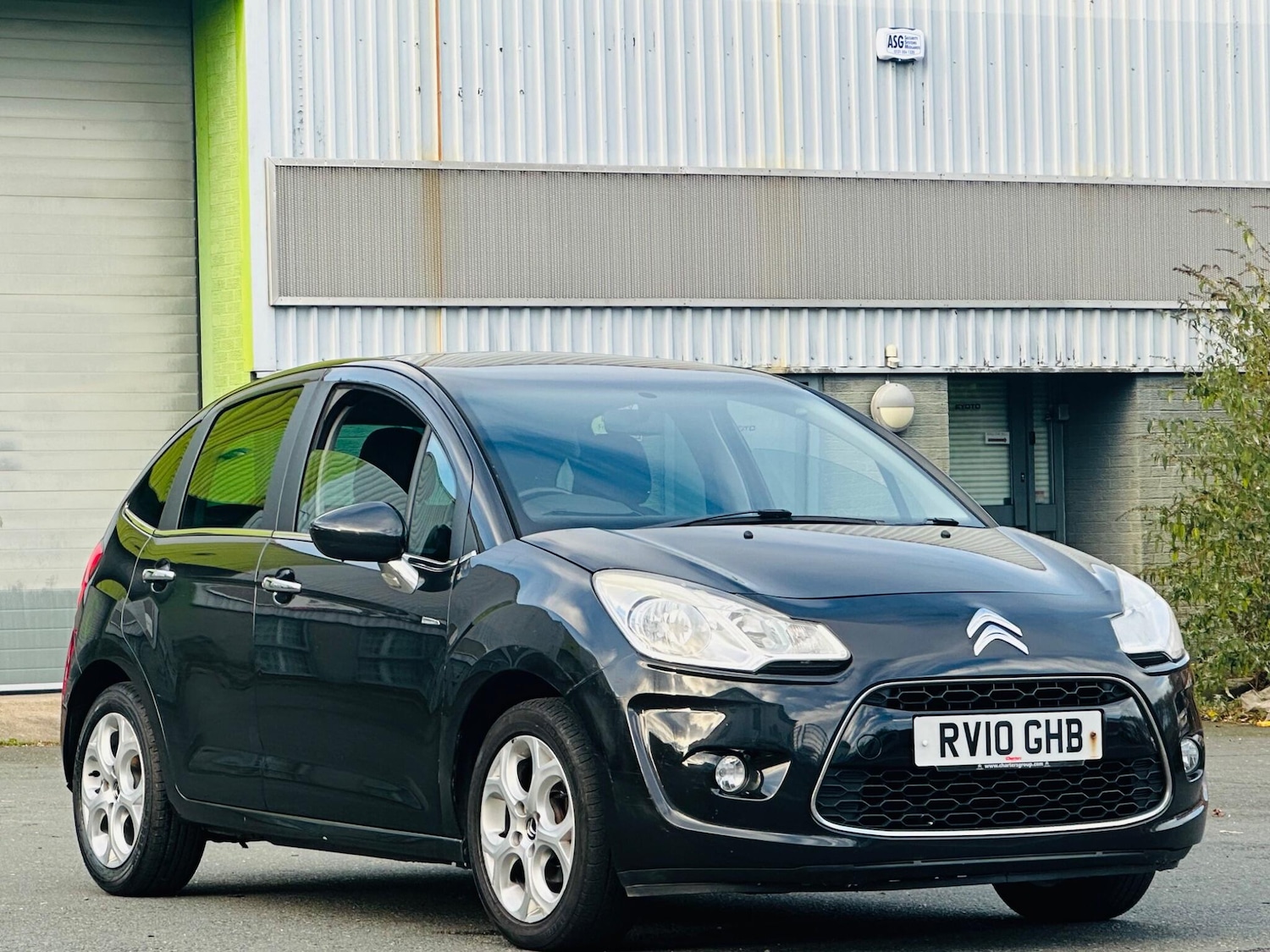 Used Citroen C3 2010 for sale - 76942555: Photo 2