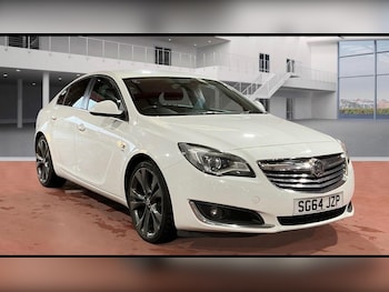 Vauxhall - Insignia