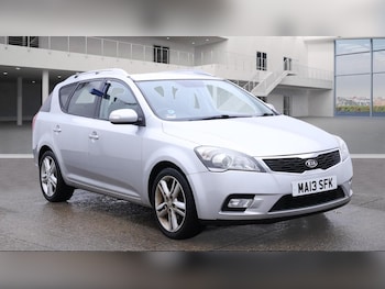 Used Kia Ceed 2013 for sale - 76597476: Photo