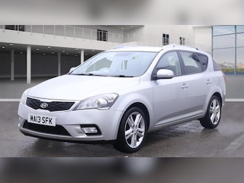 Used Kia Ceed 2013 for sale - 76597476: Photo