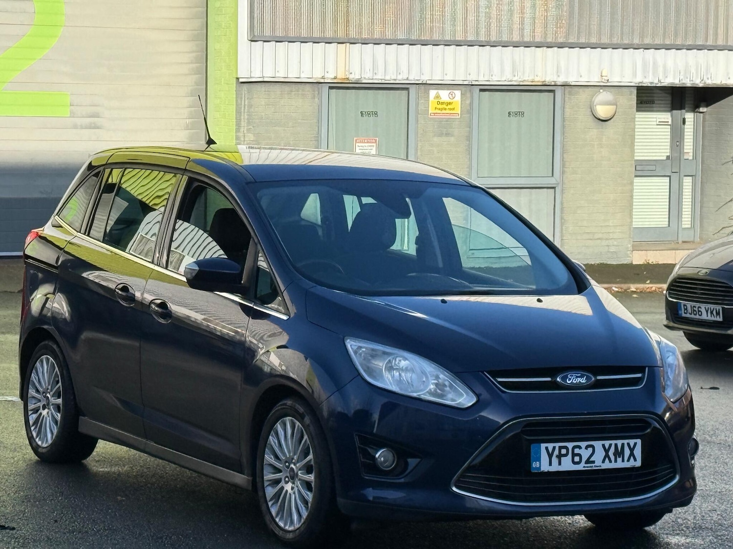 Used Ford Grand C-Max 2013 for sale - 76671448: Photo 6