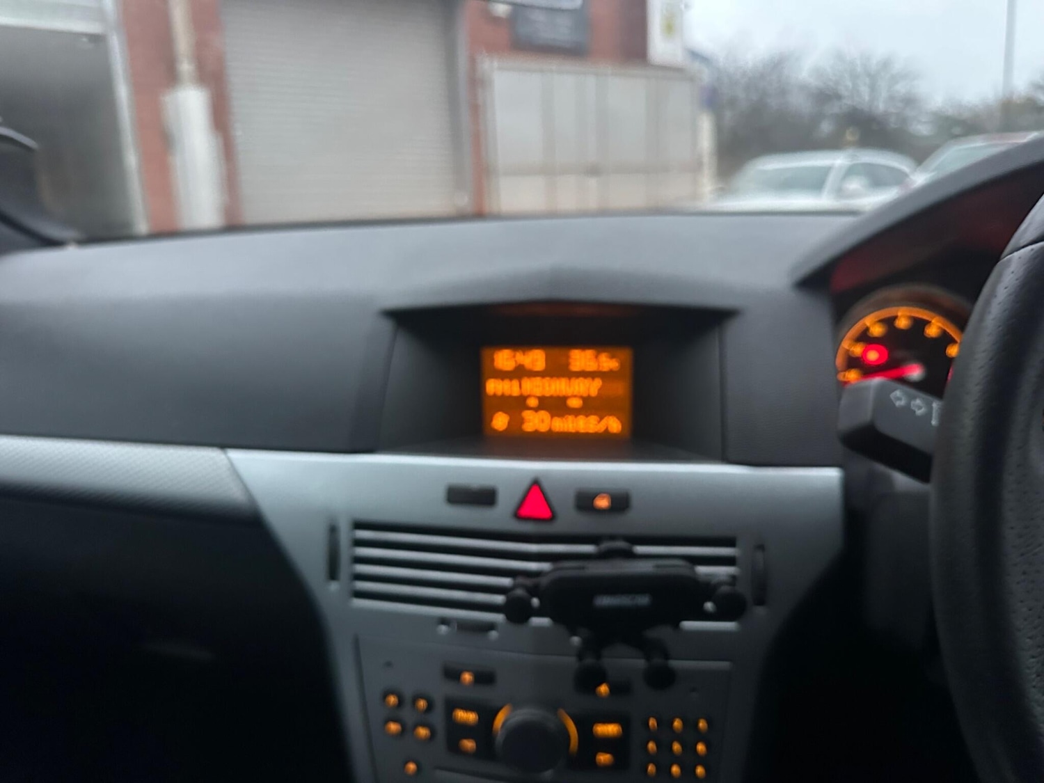 Used Vauxhall Astra 2010 for sale - 76585165: Photo 10