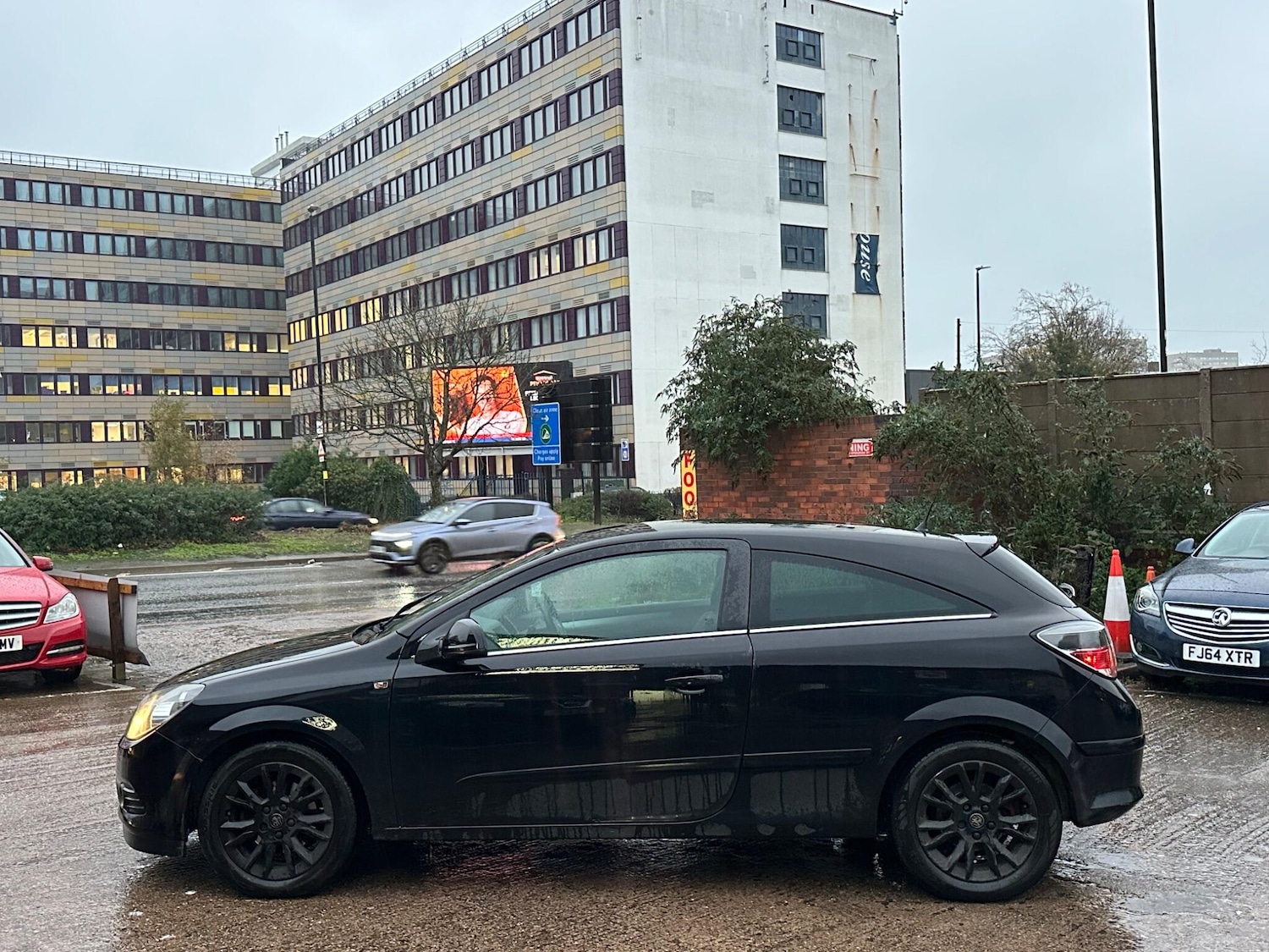 Used Vauxhall Astra 2010 for sale - 76585165: Photo 4