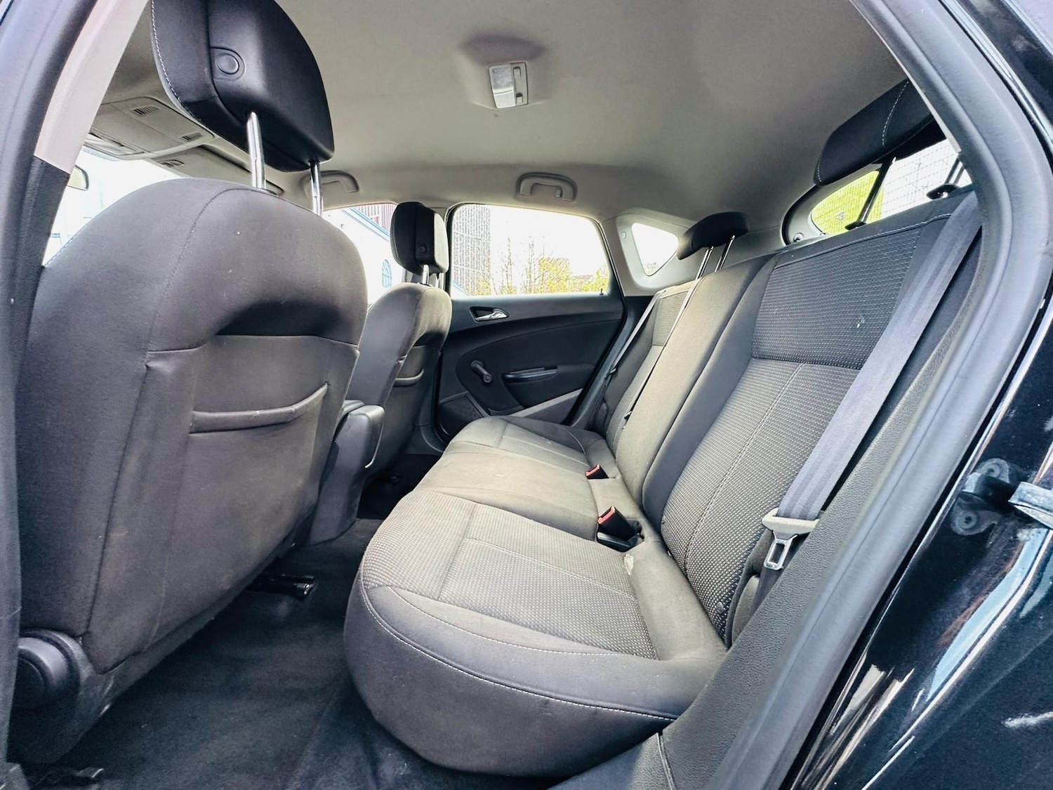 Used Vauxhall Astra 2015 for sale - 76632649: Photo 10