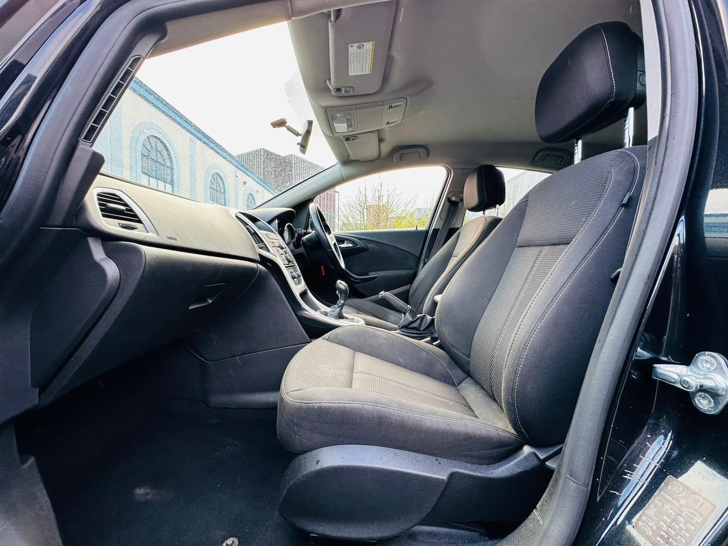 Used Vauxhall Astra 2015 for sale - 76632649: Photo 7