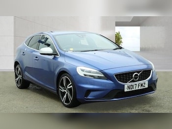 Used Volvo V40 2017 for sale - 78157706: Photo