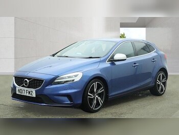 Used Volvo V40 2017 for sale - 78157706: Photo