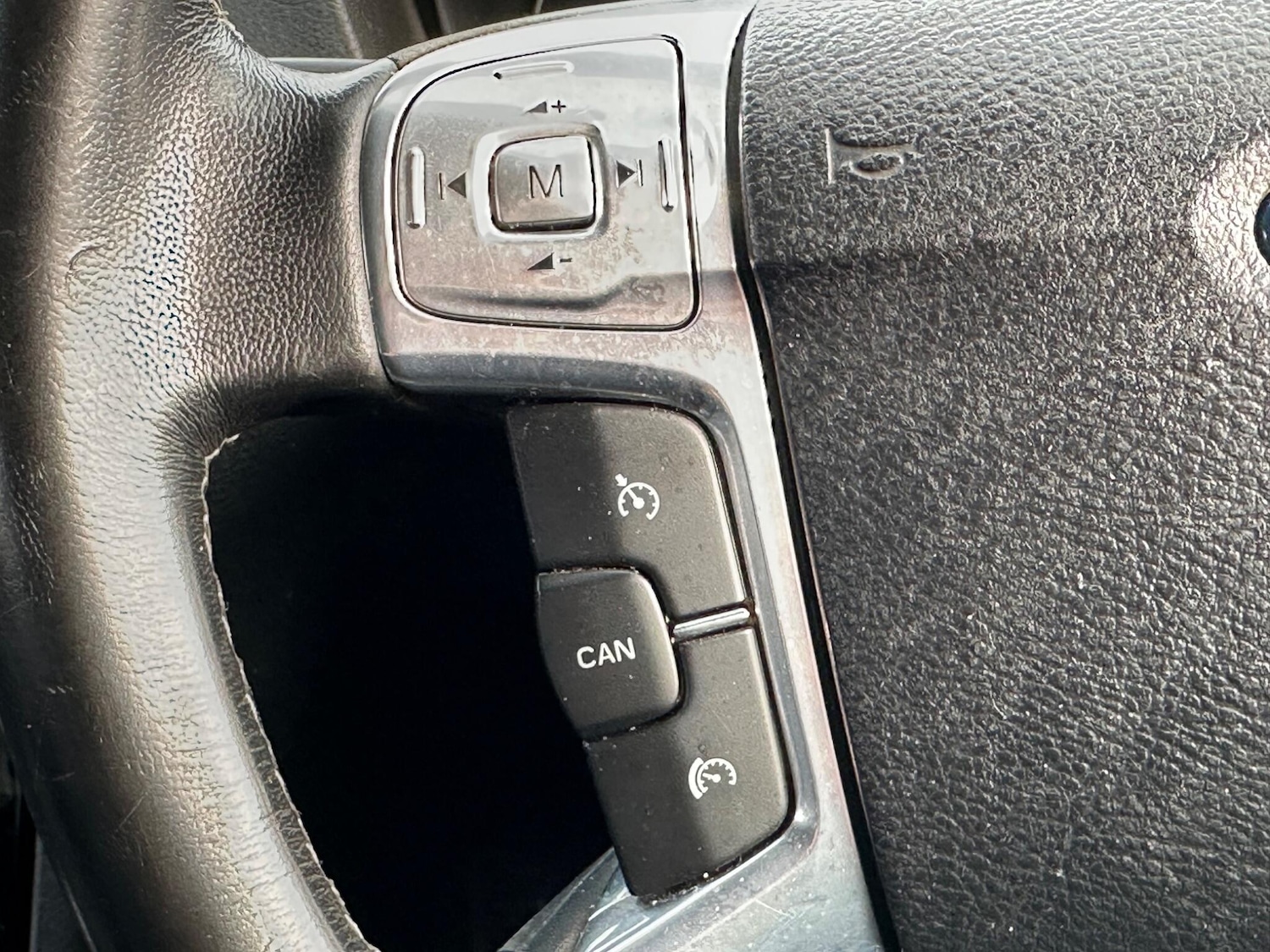 Used Ford Mondeo 2011 for sale - 78033735: Photo 27