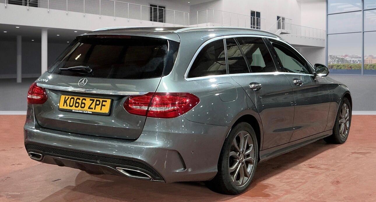 Used Mercedes-Benz C Class 2017 for sale - 77564724: Photo 4