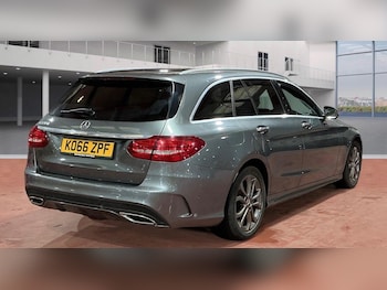 Used Mercedes-Benz C Class 2017 for sale - 77564724: Photo