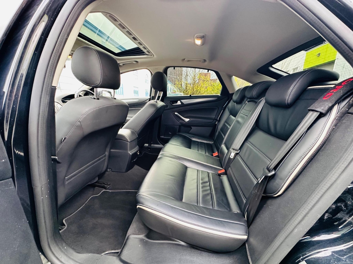 Used Ford Mondeo 2014 for sale - 76584036: Photo 12