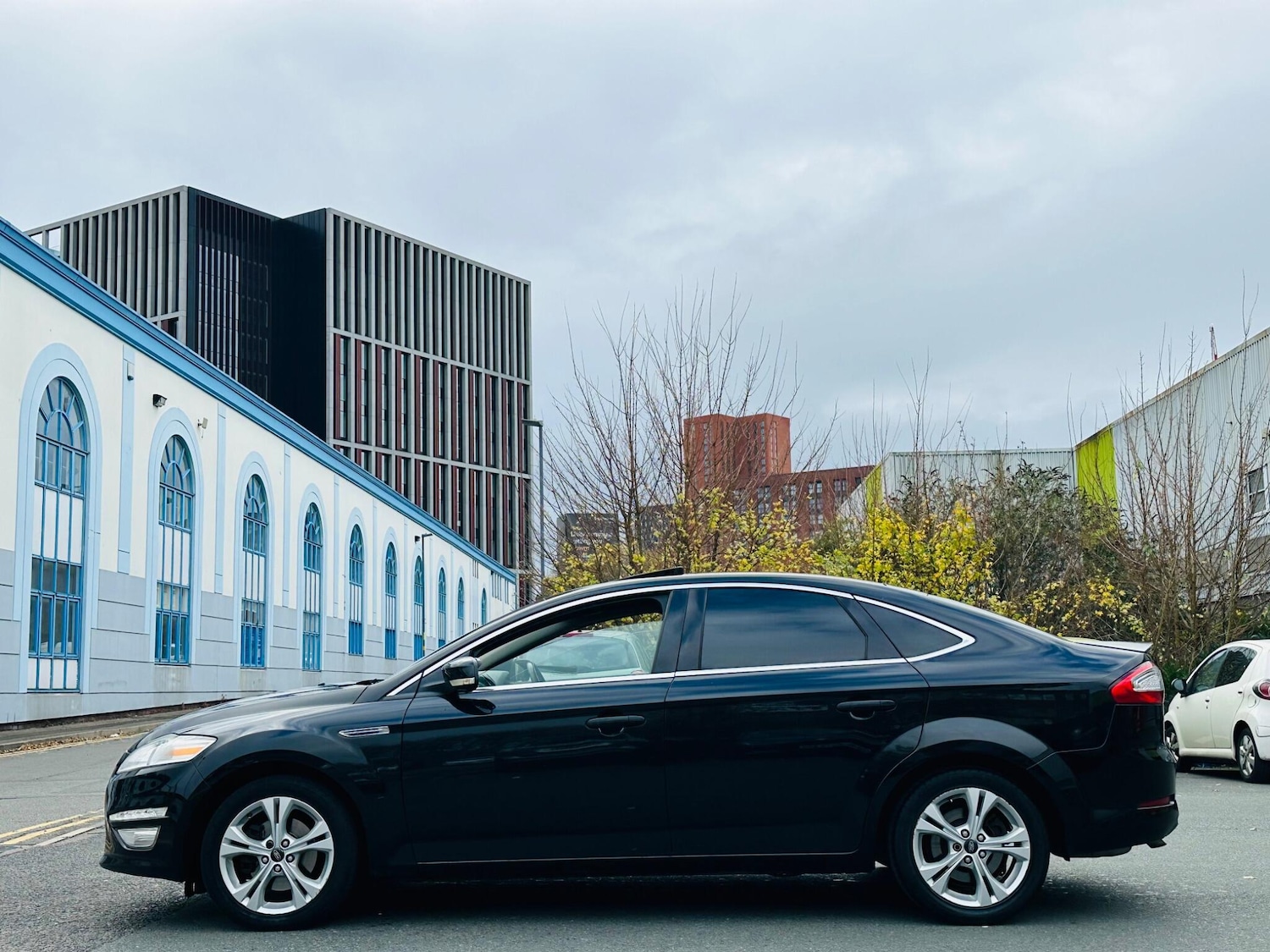 Used Ford Mondeo 2014 for sale - 76584036: Photo 8