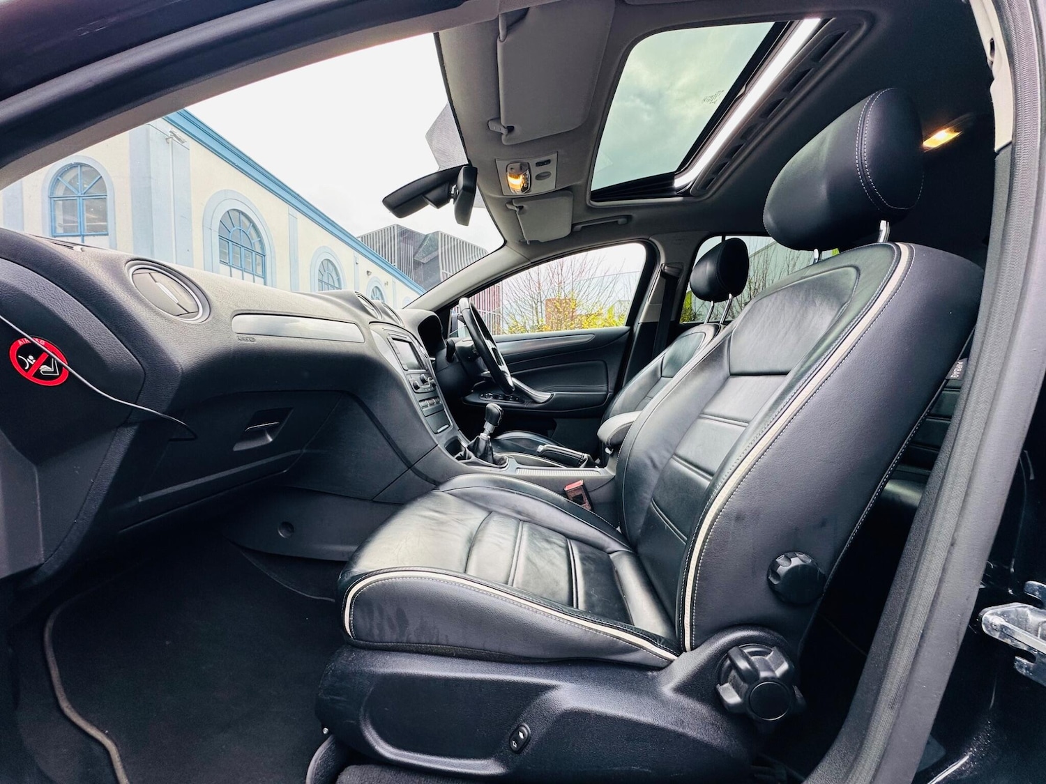 Used Ford Mondeo 2014 for sale - 76584036: Photo 9