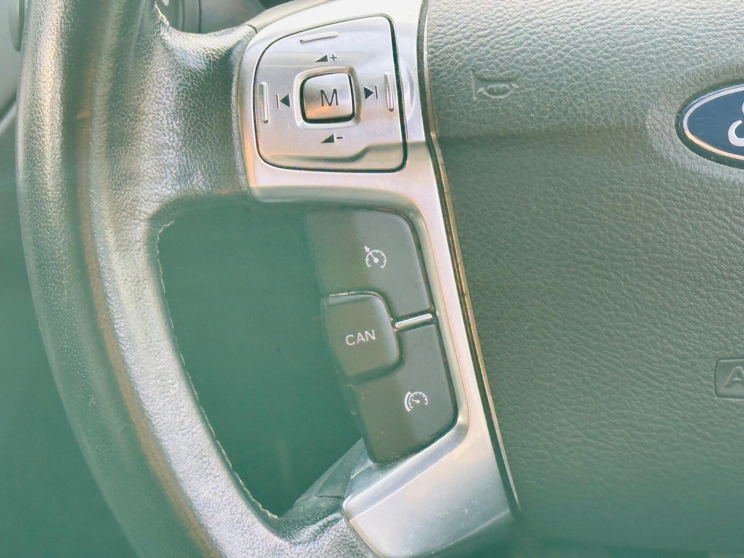 Used Ford Mondeo 2014 for sale - 77101836: Photo 20