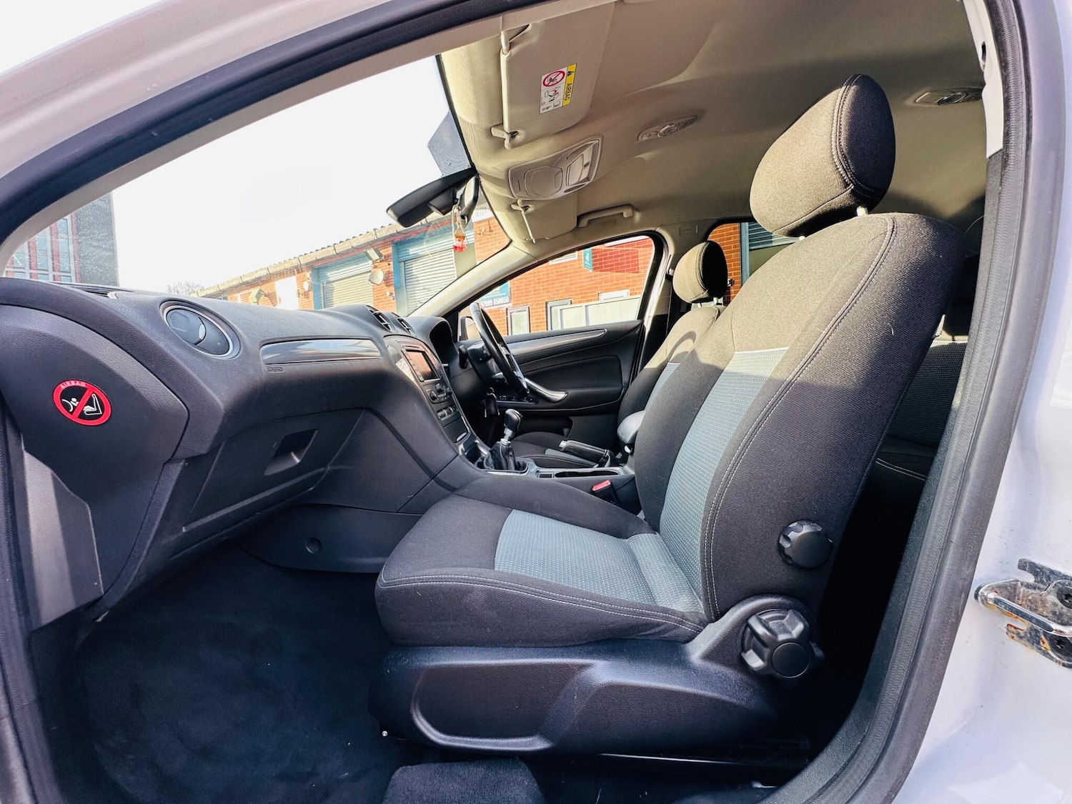 Used Ford Mondeo 2014 for sale - 77101836: Photo 9